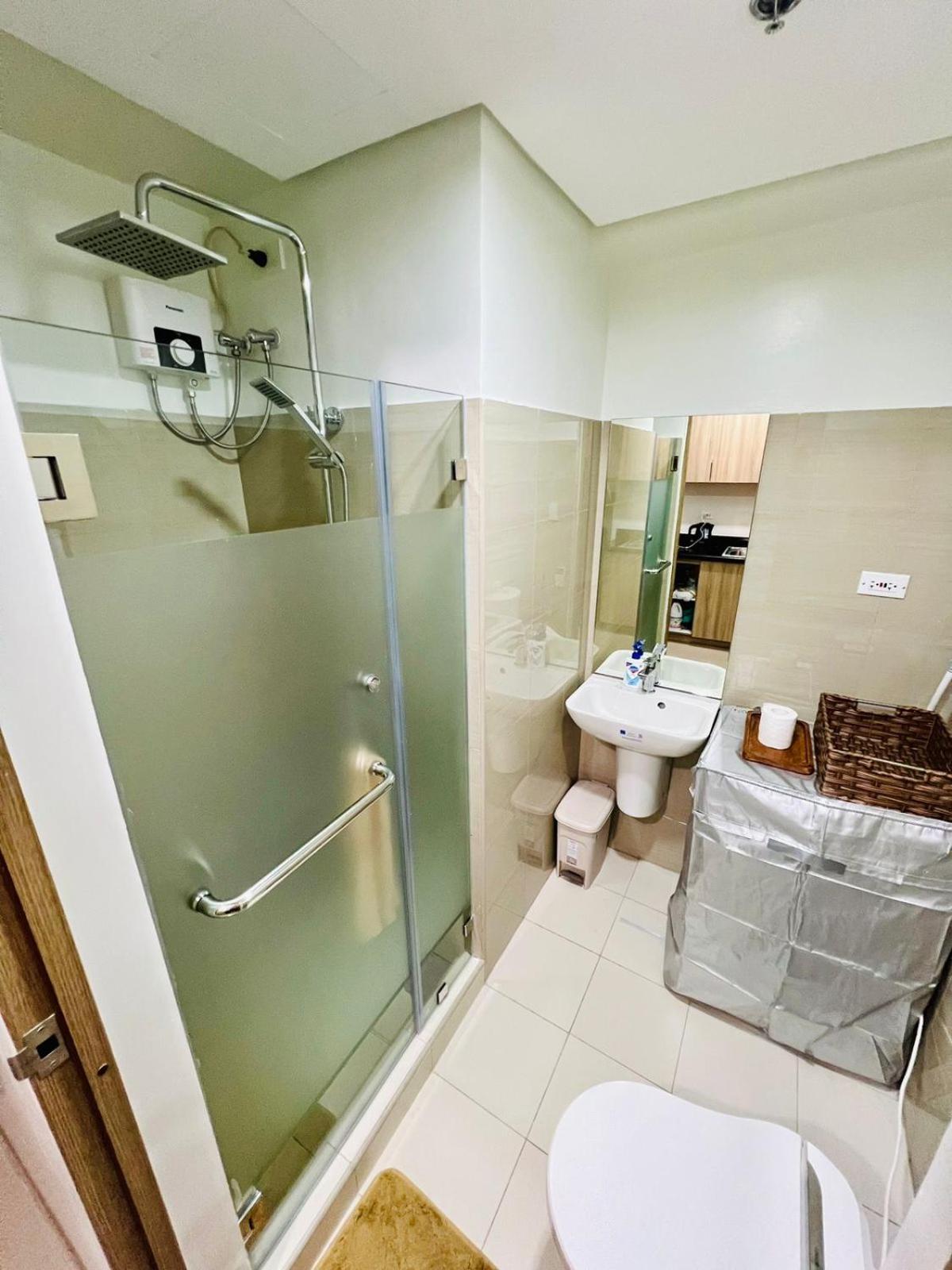 Shore 2 Residences Tower 2 Pasay Kültér fotó
